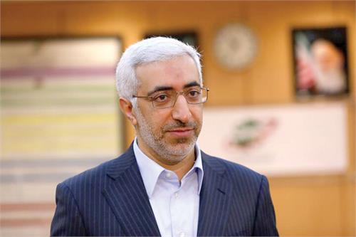امروز دوشنبه ۳۰ آبان نخستین جلسه شورا با ترکیب اعضای جدید برگزار می شود.